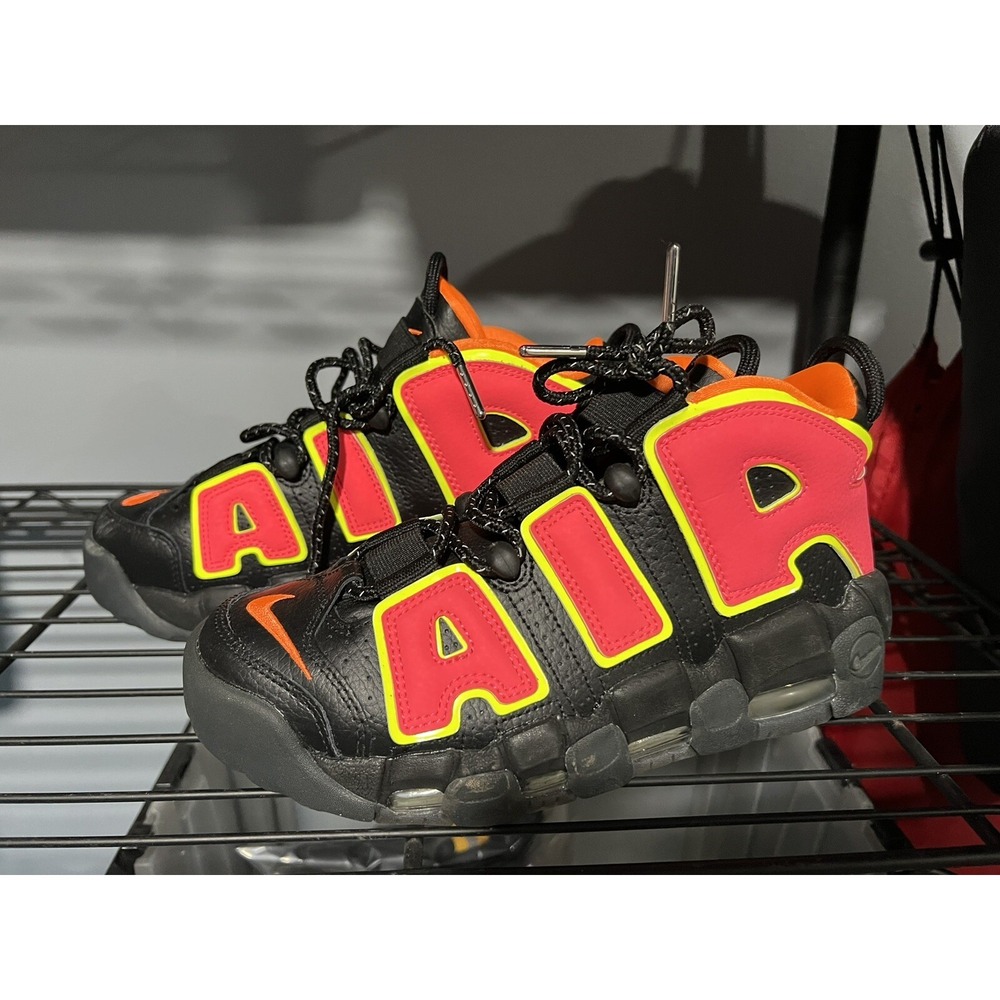 Womens Nike Air More Uptempo‎ Black Hot Punch Volt SZ 6.5  ( 917593-002 )